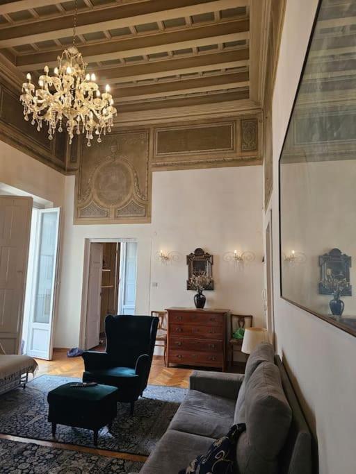 Appartamento Storico Nel Centro Florenz Exterior foto